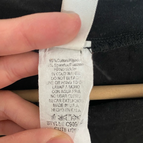 Super cute “Honey” Crop top - Picture 5 of 5